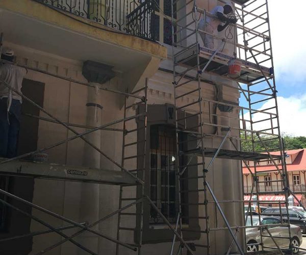 Travaux de peinture des façades - Mairie de Cayenne - Guyane 8