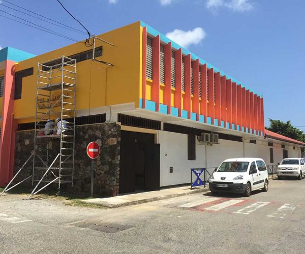 Mise en peinture - École de Cayenne - Guyane